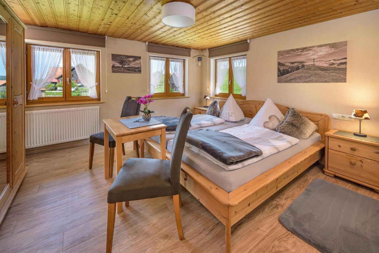 Ferienwohnung Haus Gorbach Oberstaufen Exterior foto